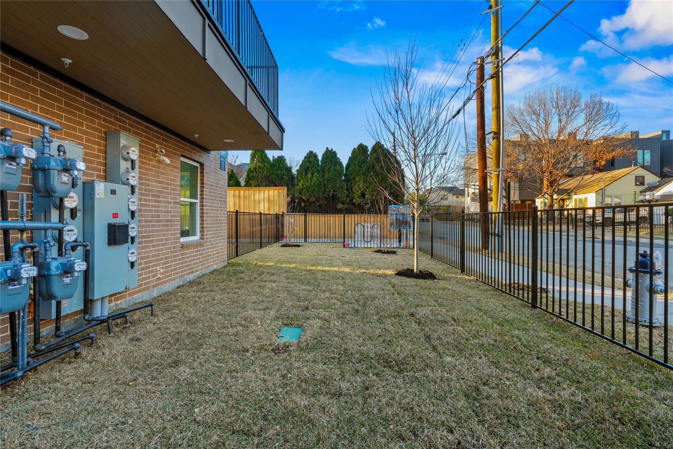 2101 N Prairie Avenue Dallas TX 75204