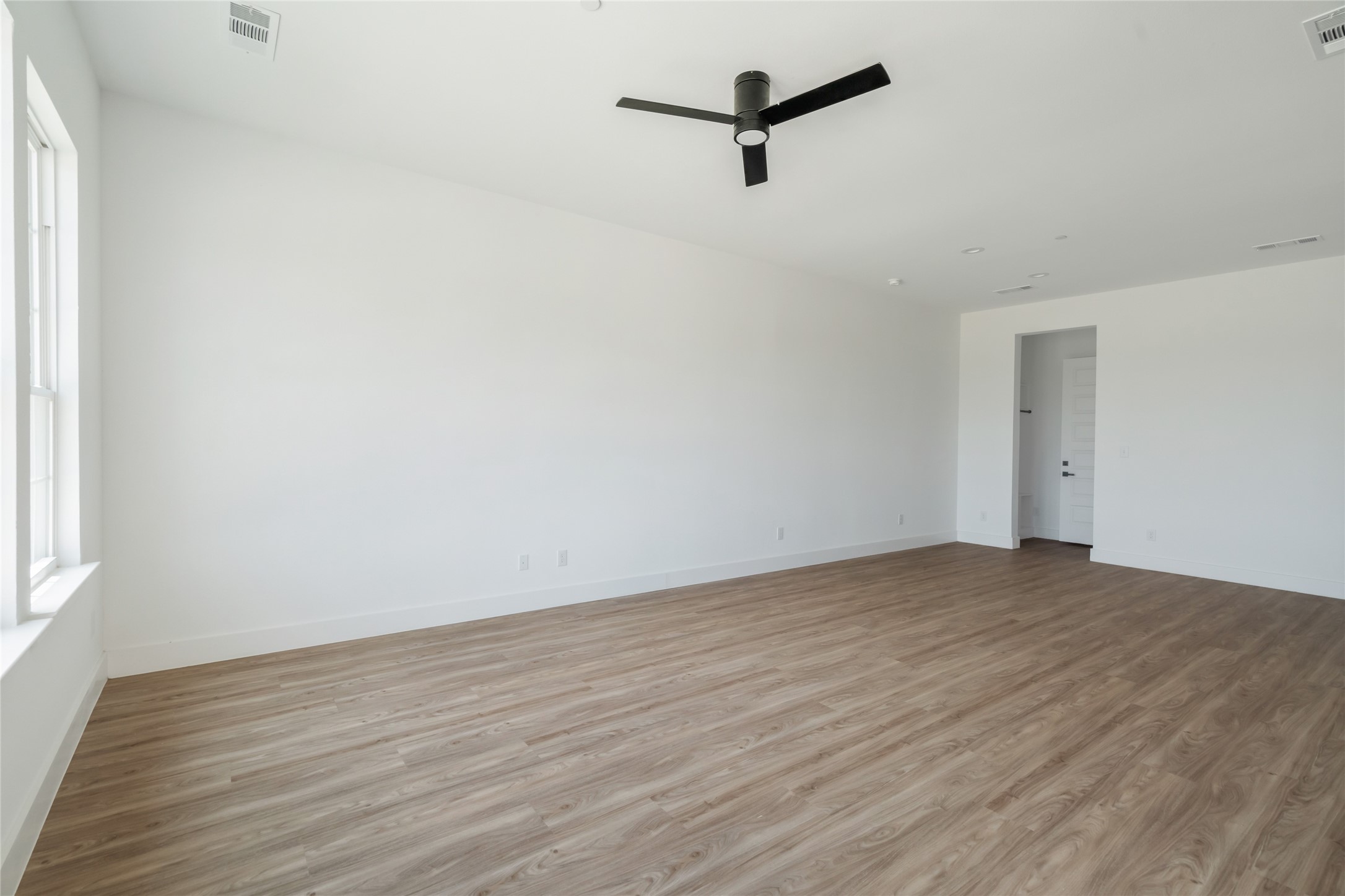 3449 Sanjeev Drive Irving TX 75060