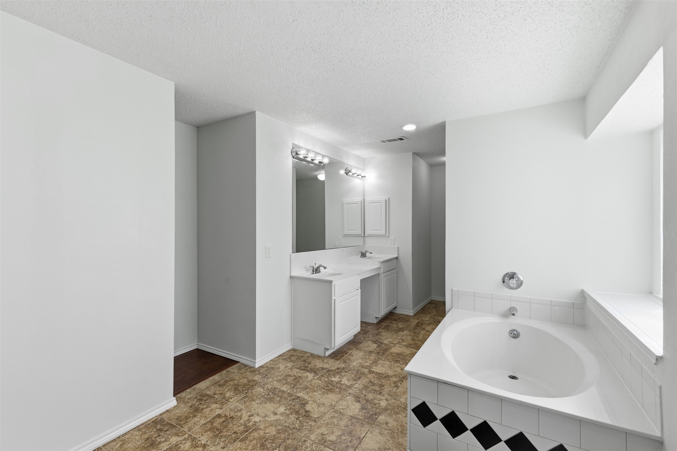 1124 Breezewood Drive Lewisville TX 75077