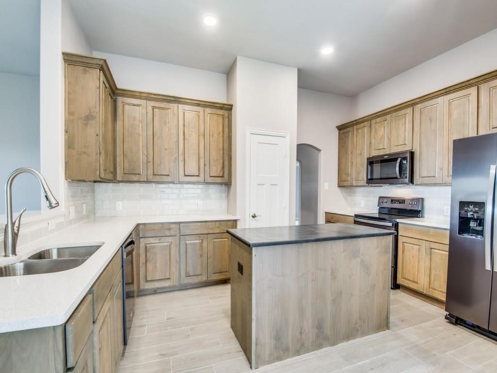 1004 Churchill Drive Princeton TX 75407