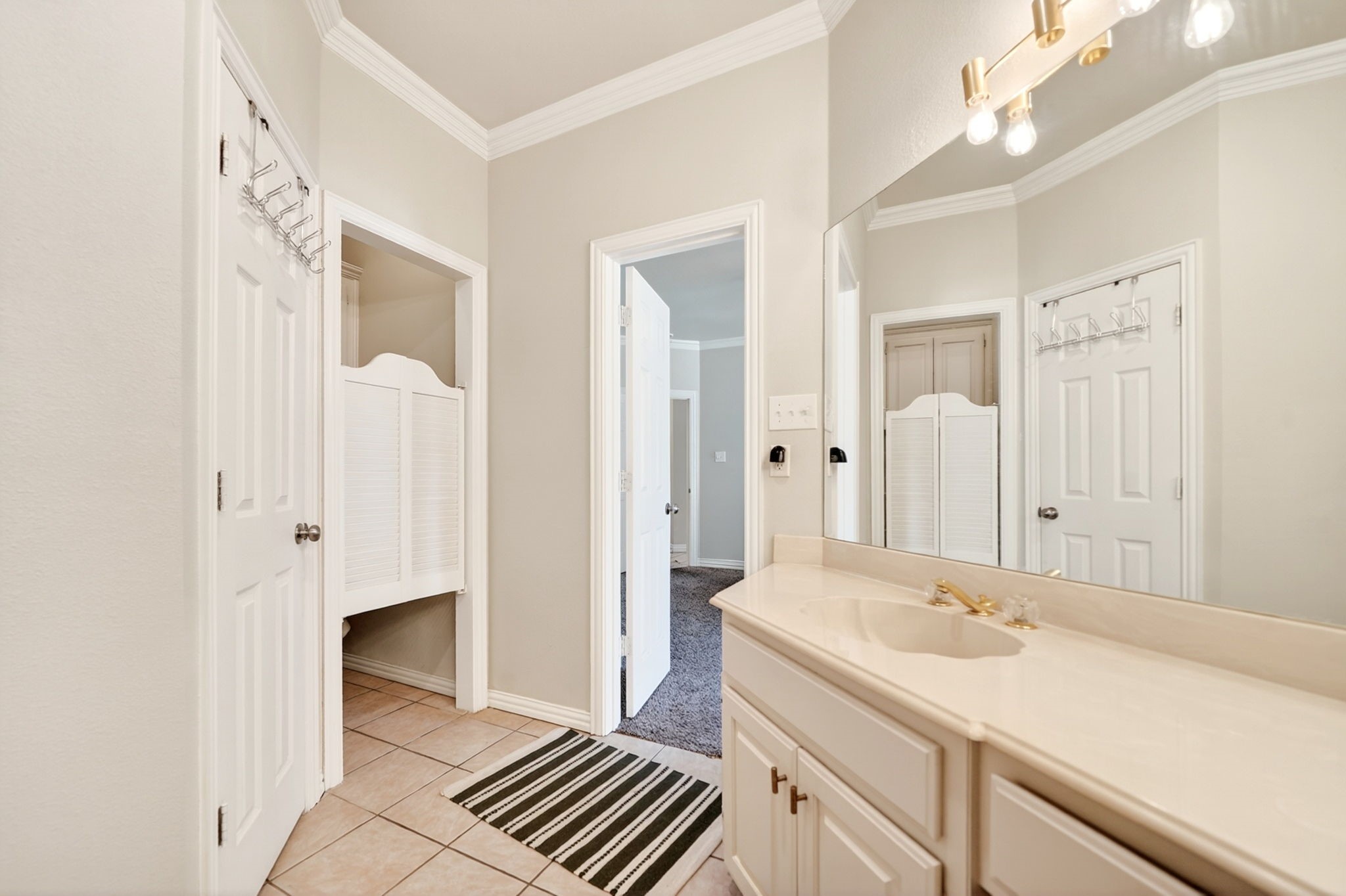5108 Foxhaven Court Arlington TX 76017