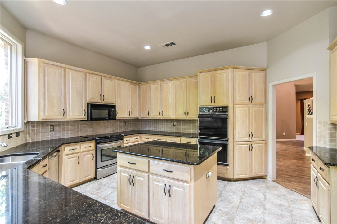 1113 Shady Oaks Circle Mckinney TX 75072