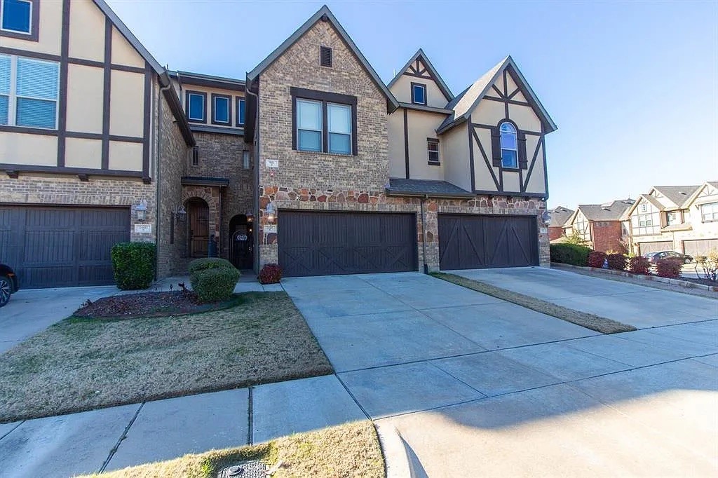 1605 Brook Glen Drive Euless TX 76039