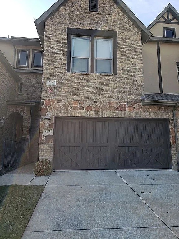 1605 Brook Glen Drive Euless TX 76039