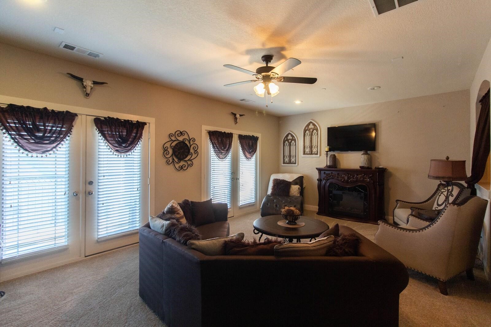 1605 Brook Glen Drive Euless TX 76039