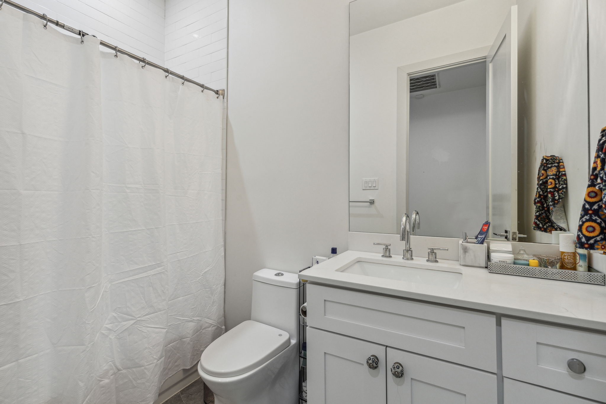 4618 Newmore Avenue Dallas TX 75209