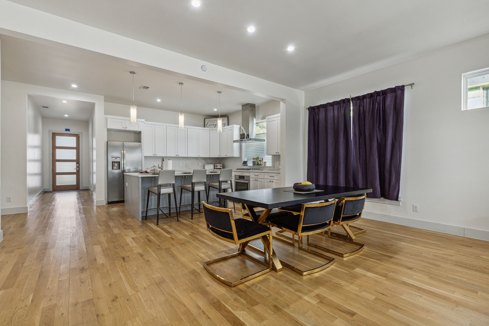 4618 Newmore Avenue Dallas TX 75209