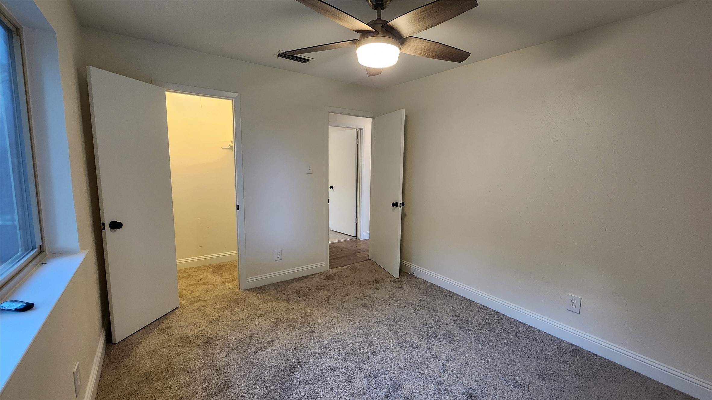 1619 Glenhill Lane Lewisville TX 75077