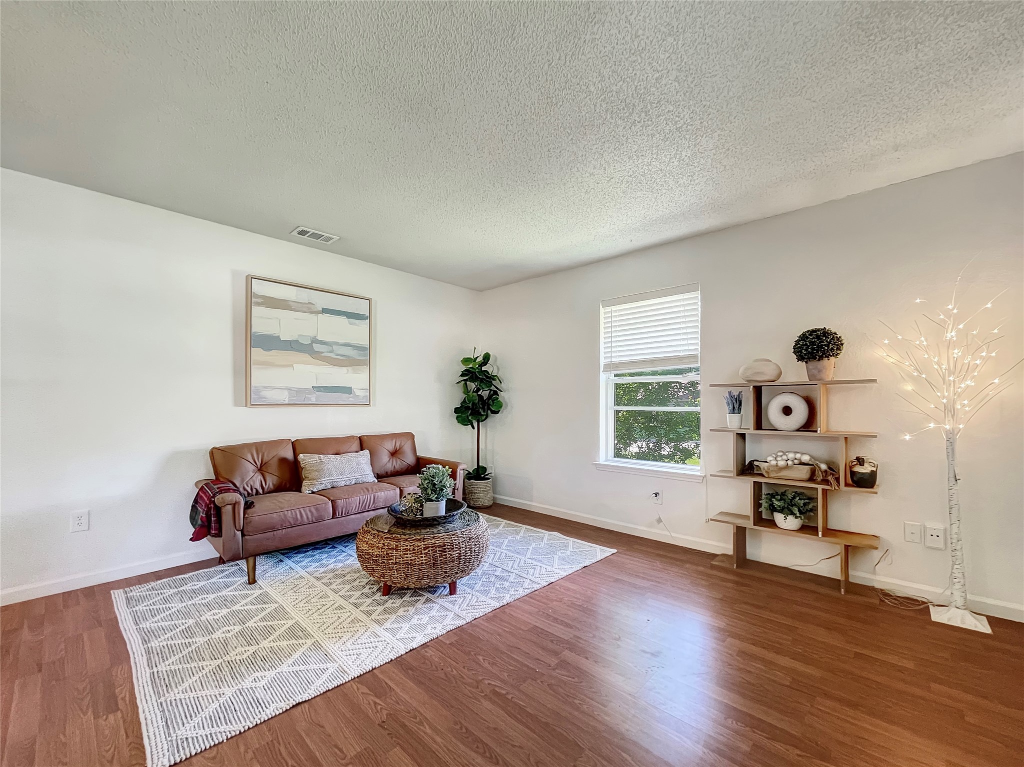 7002 Lincoln Drive North Richland Hills TX 76182