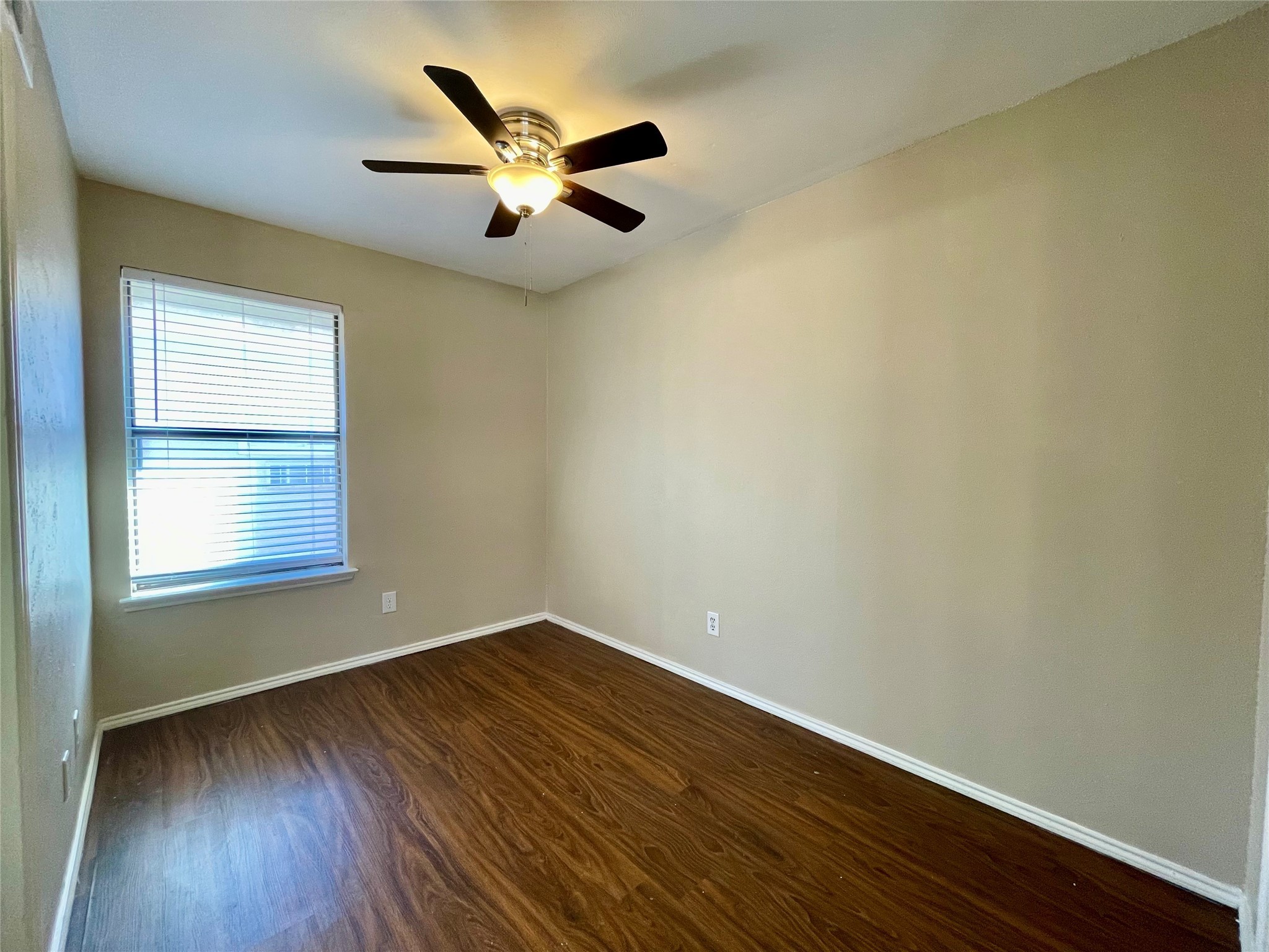 2526 W Prairie Street Denton TX 76201