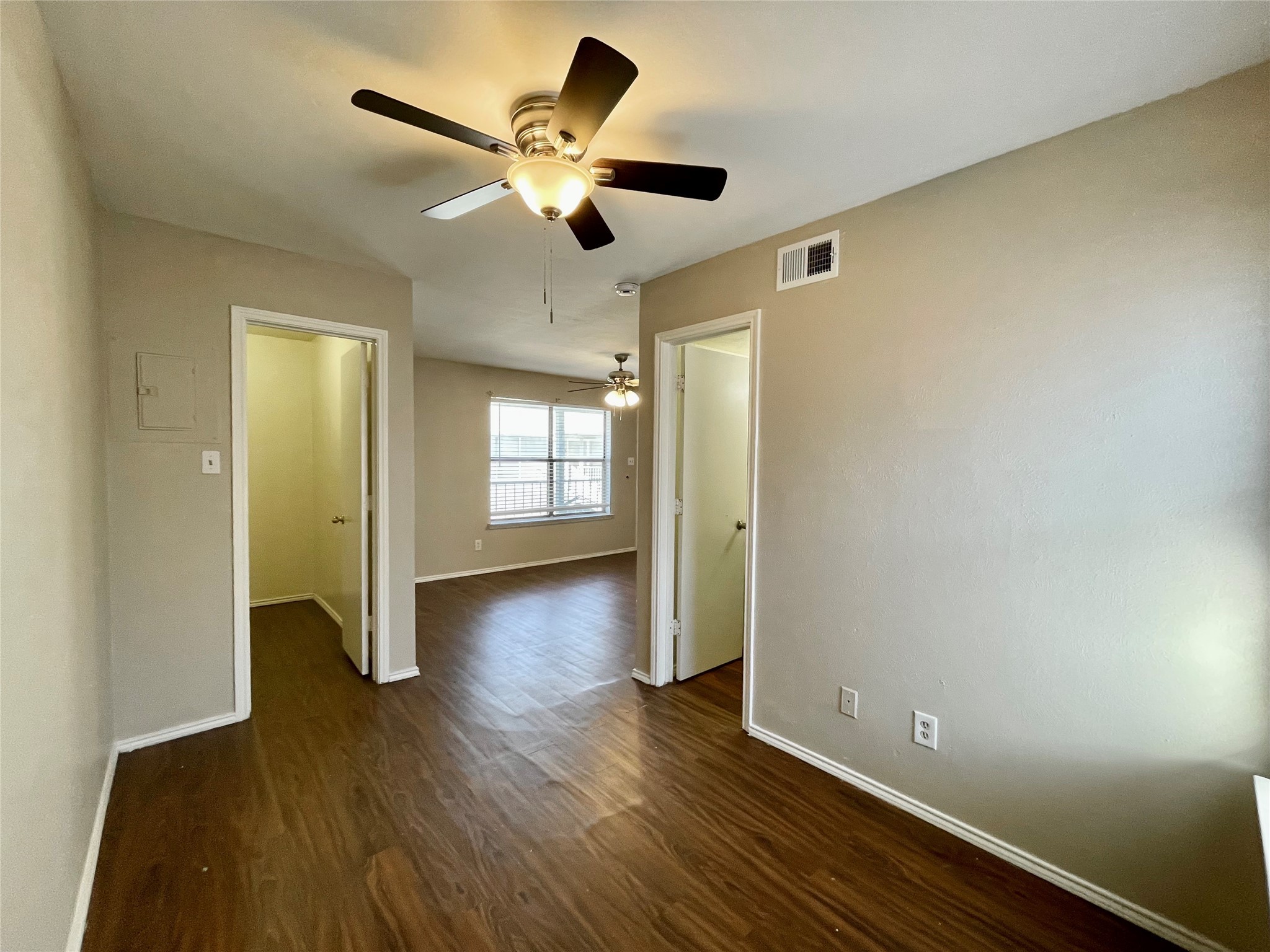 2526 W Prairie Street Denton TX 76201