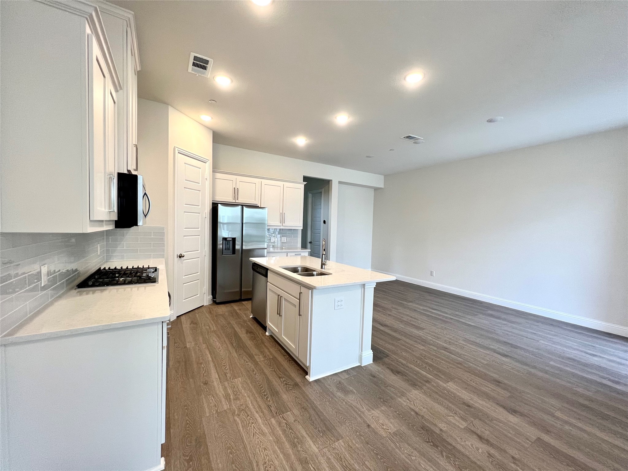 4728 Corriente Vista Lane Mckinney TX 75070