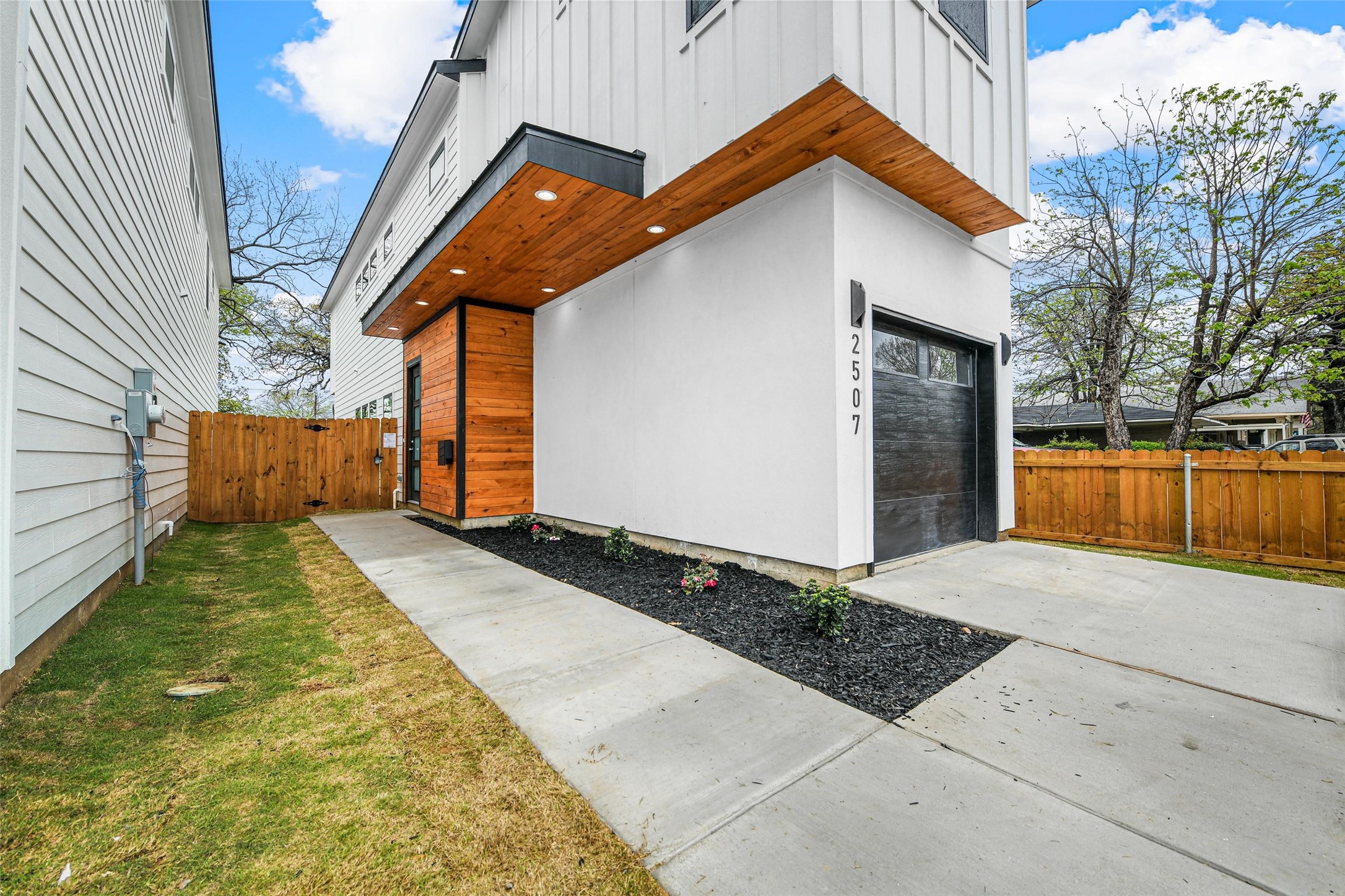 2507 Birmingham Avenue Dallas TX 75215