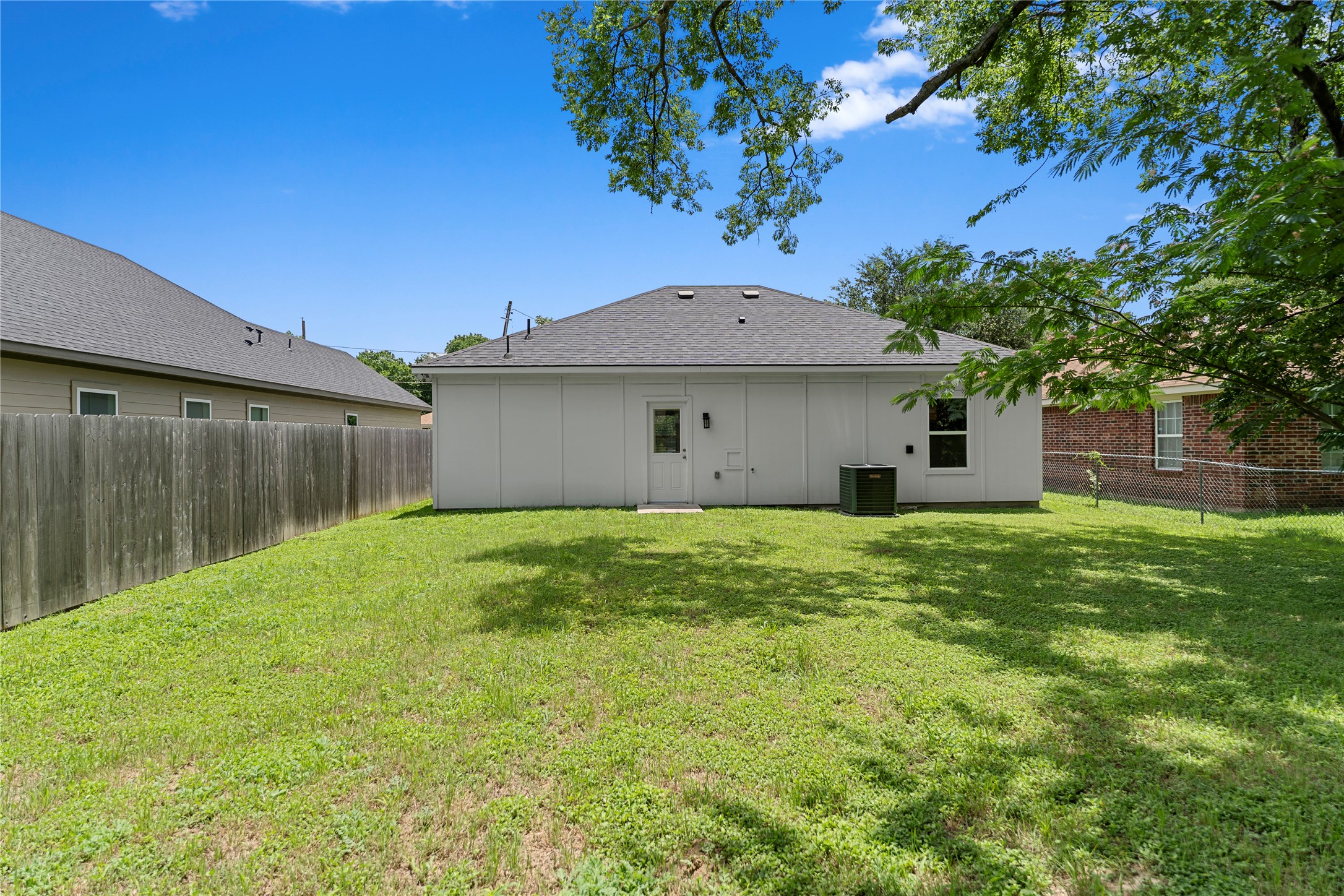 3331 Spring Avenue Dallas TX 75215