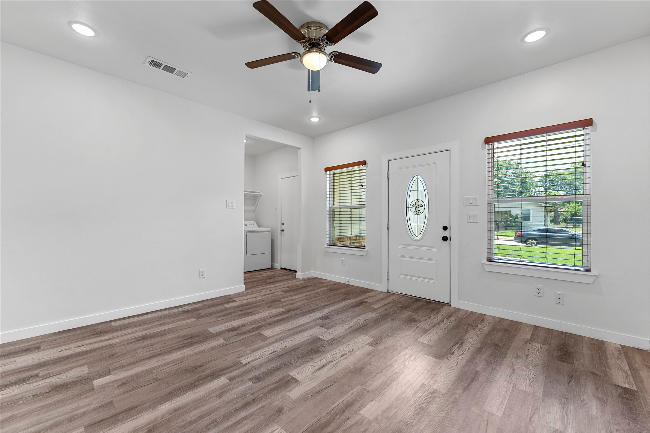 3331 Spring Avenue Dallas TX 75215