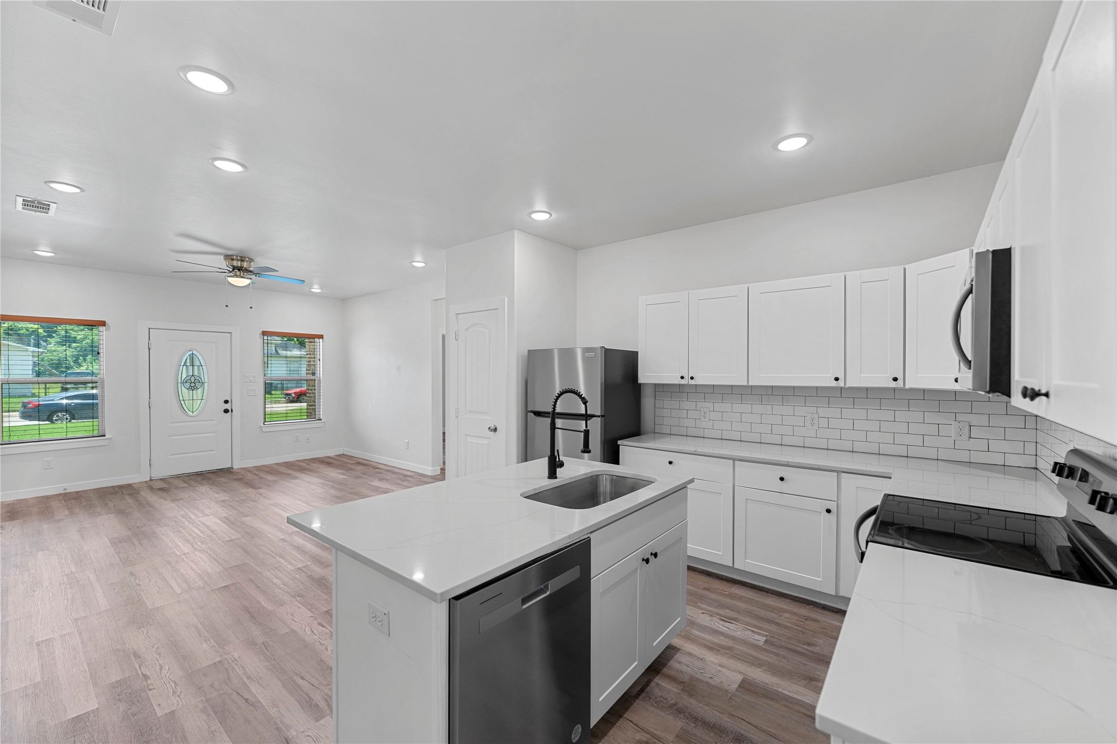 3331 Spring Avenue Dallas TX 75215