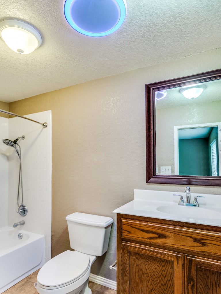 6900 Sandstone Court Fort Worth TX 76120