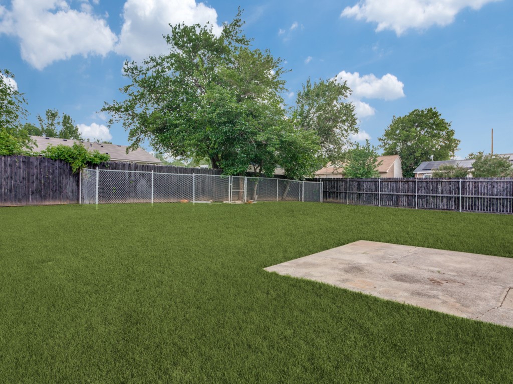 6900 Sandstone Court Fort Worth TX 76120