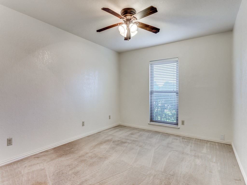 6900 Sandstone Court Fort Worth TX 76120