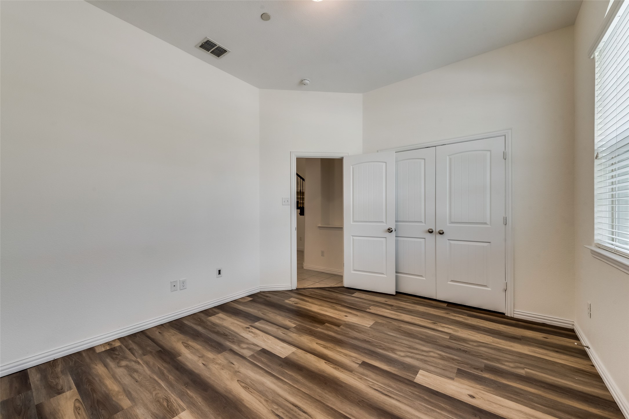 1930 Loma Alta Drive Irving TX 75063