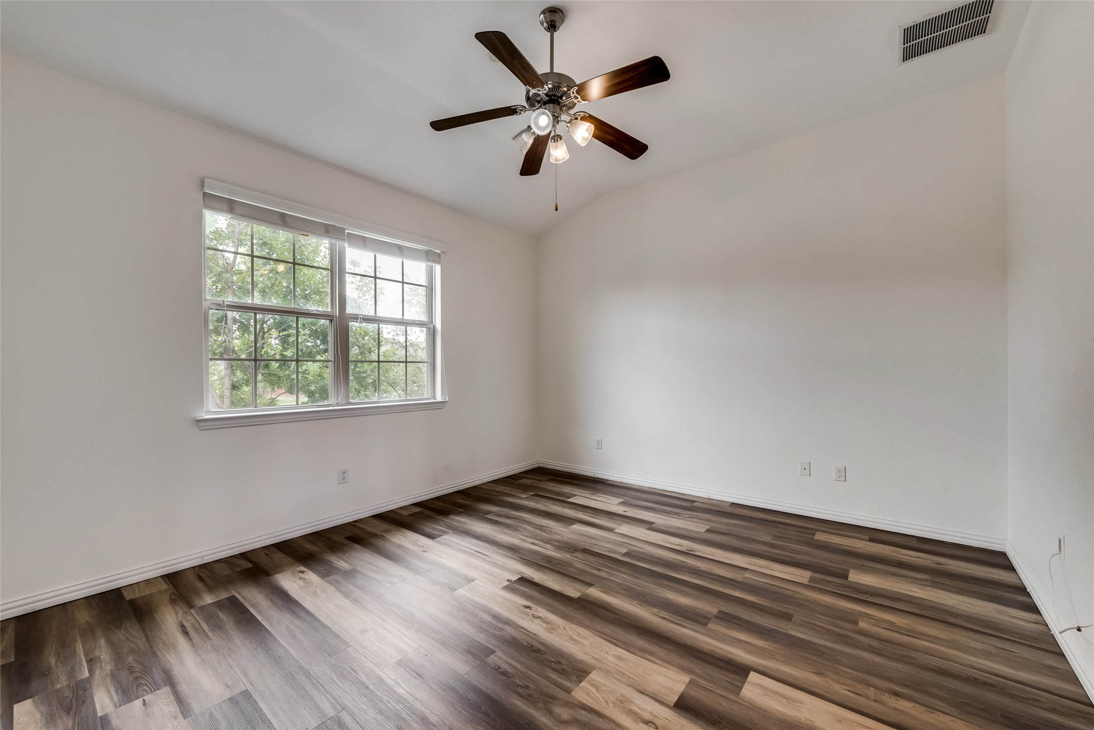 1930 Loma Alta Drive Irving TX 75063