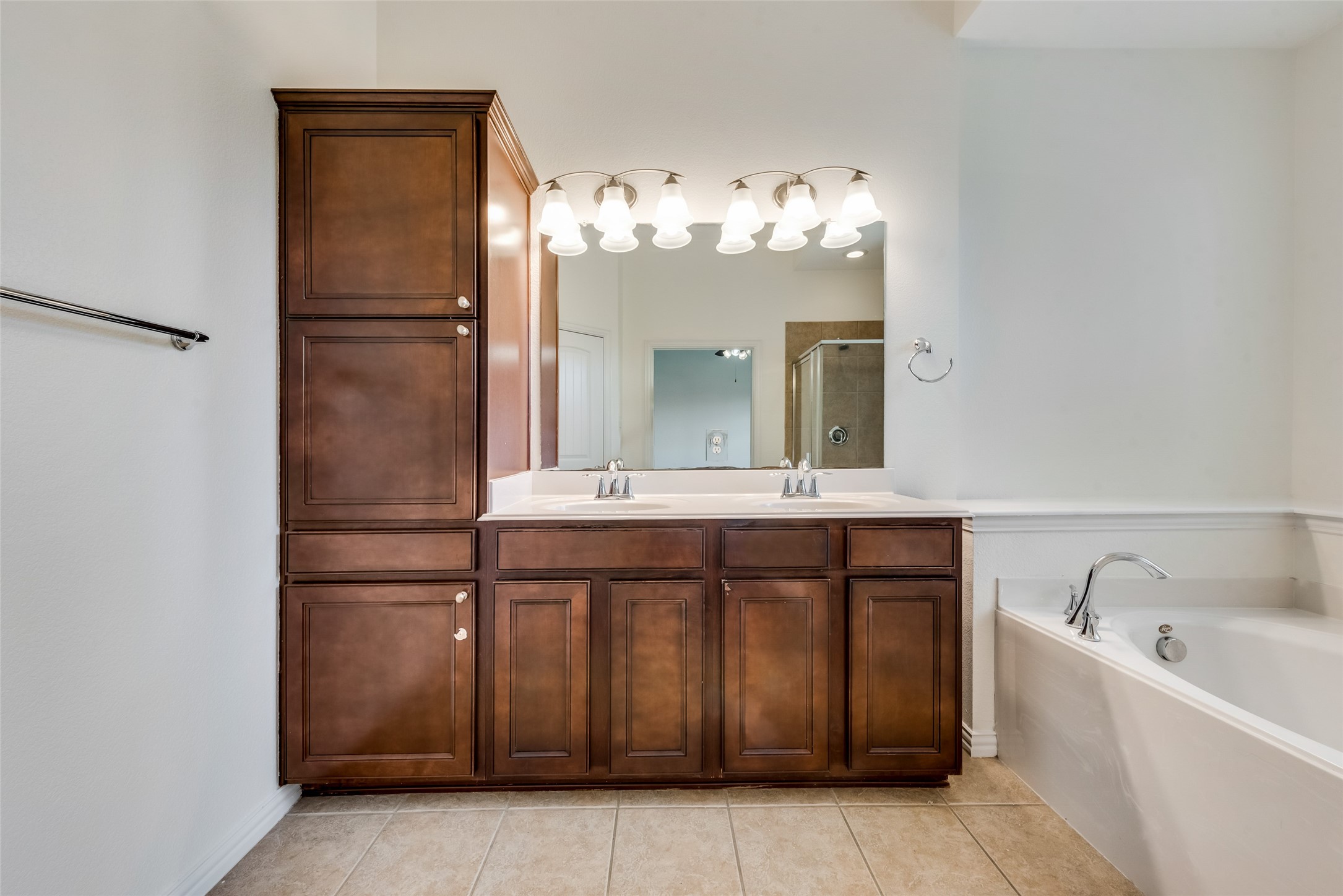 1930 Loma Alta Drive Irving TX 75063