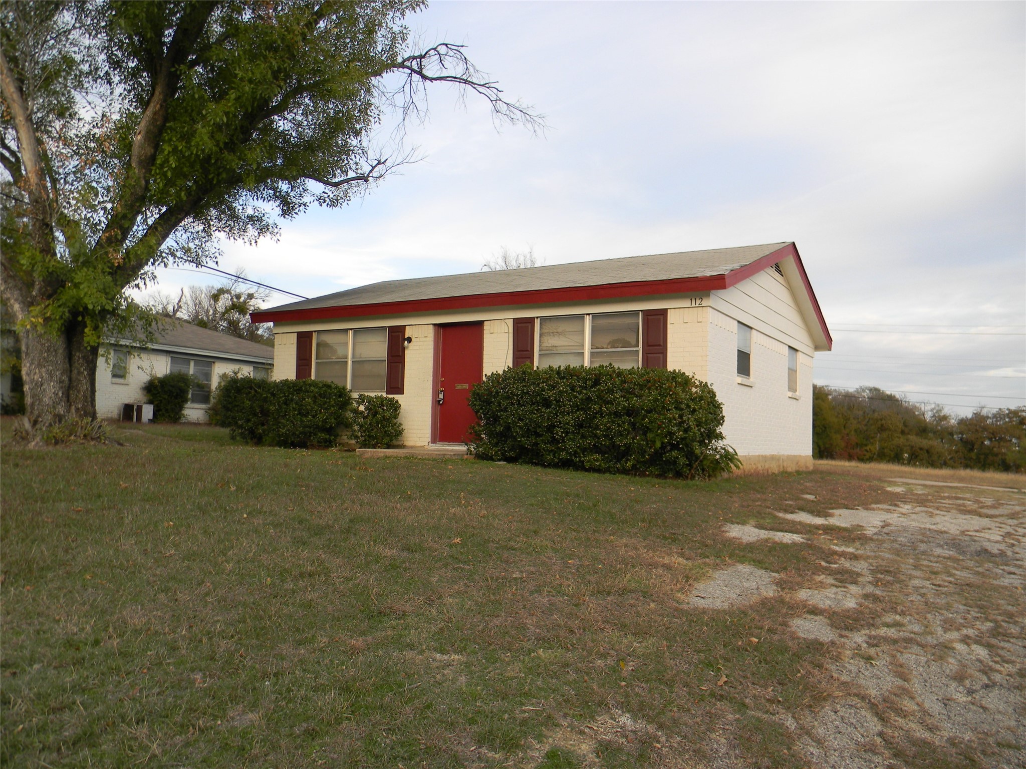 112 Belmont Street Hurst TX 76053