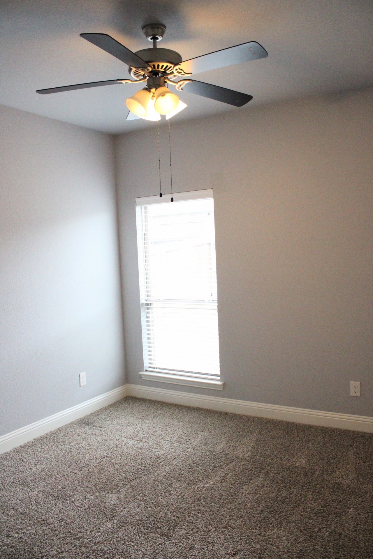 111 Cambridge Street Waxahachie TX 75165