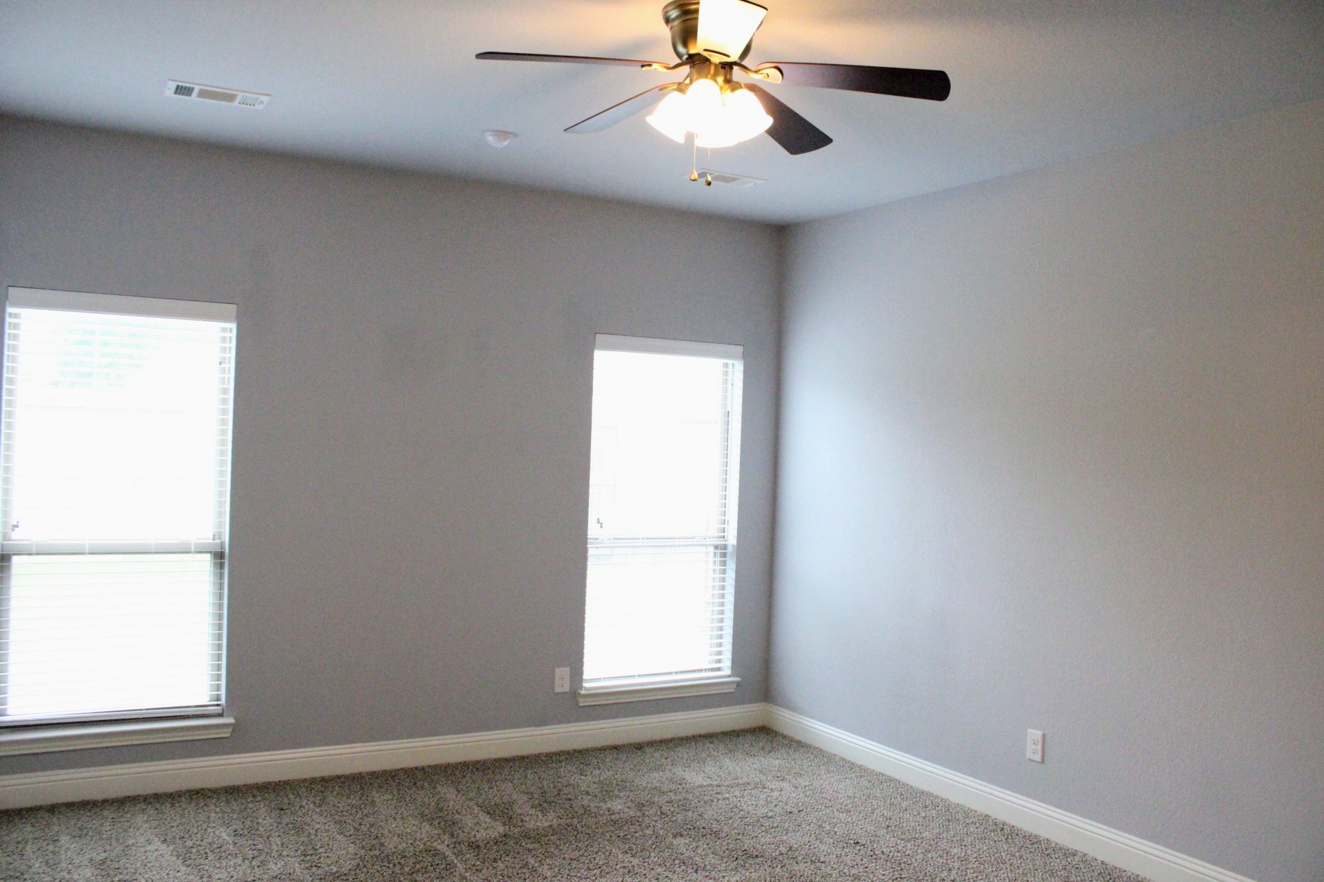111 Cambridge Street Waxahachie TX 75165