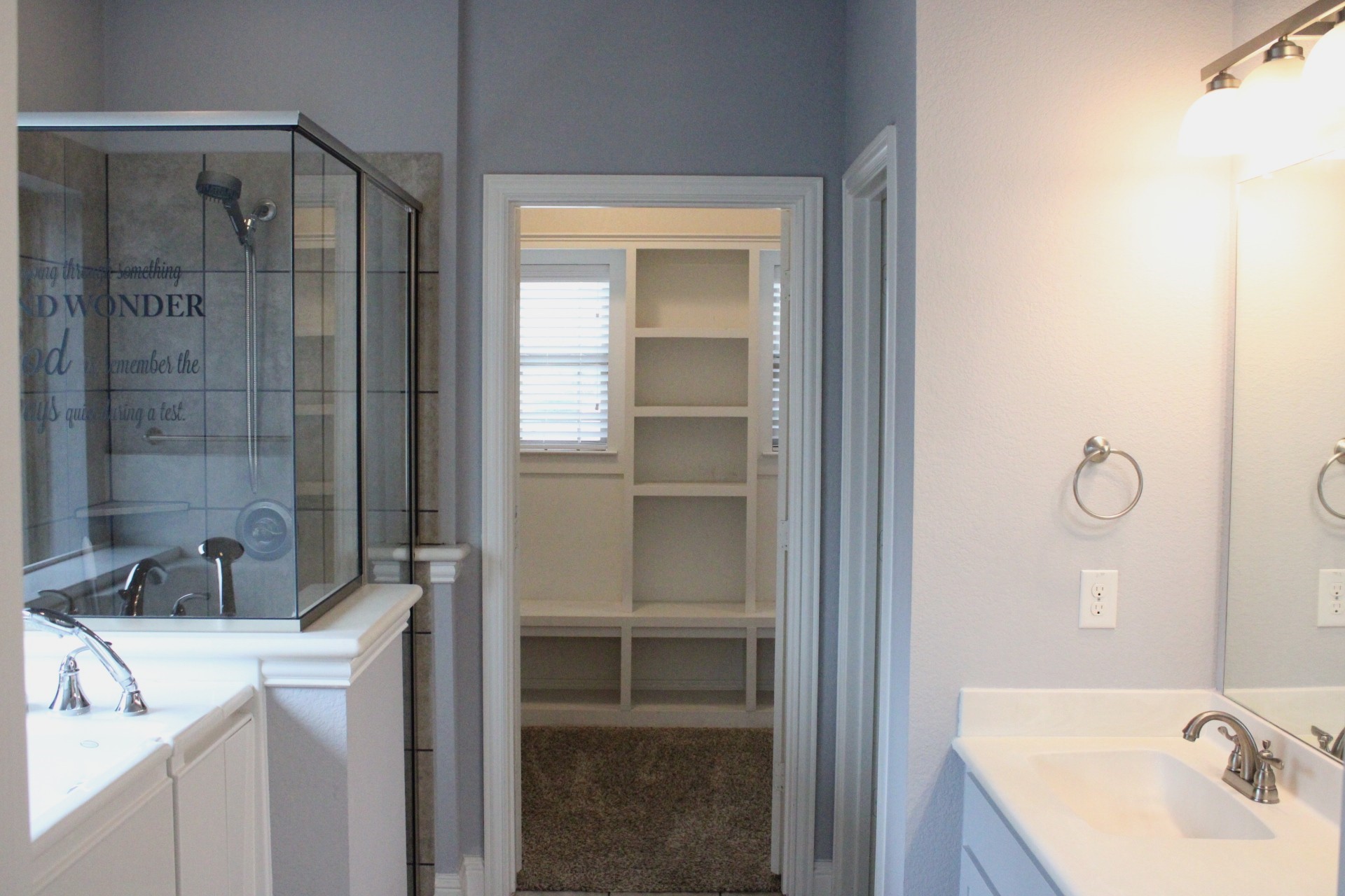 111 Cambridge Street Waxahachie TX 75165