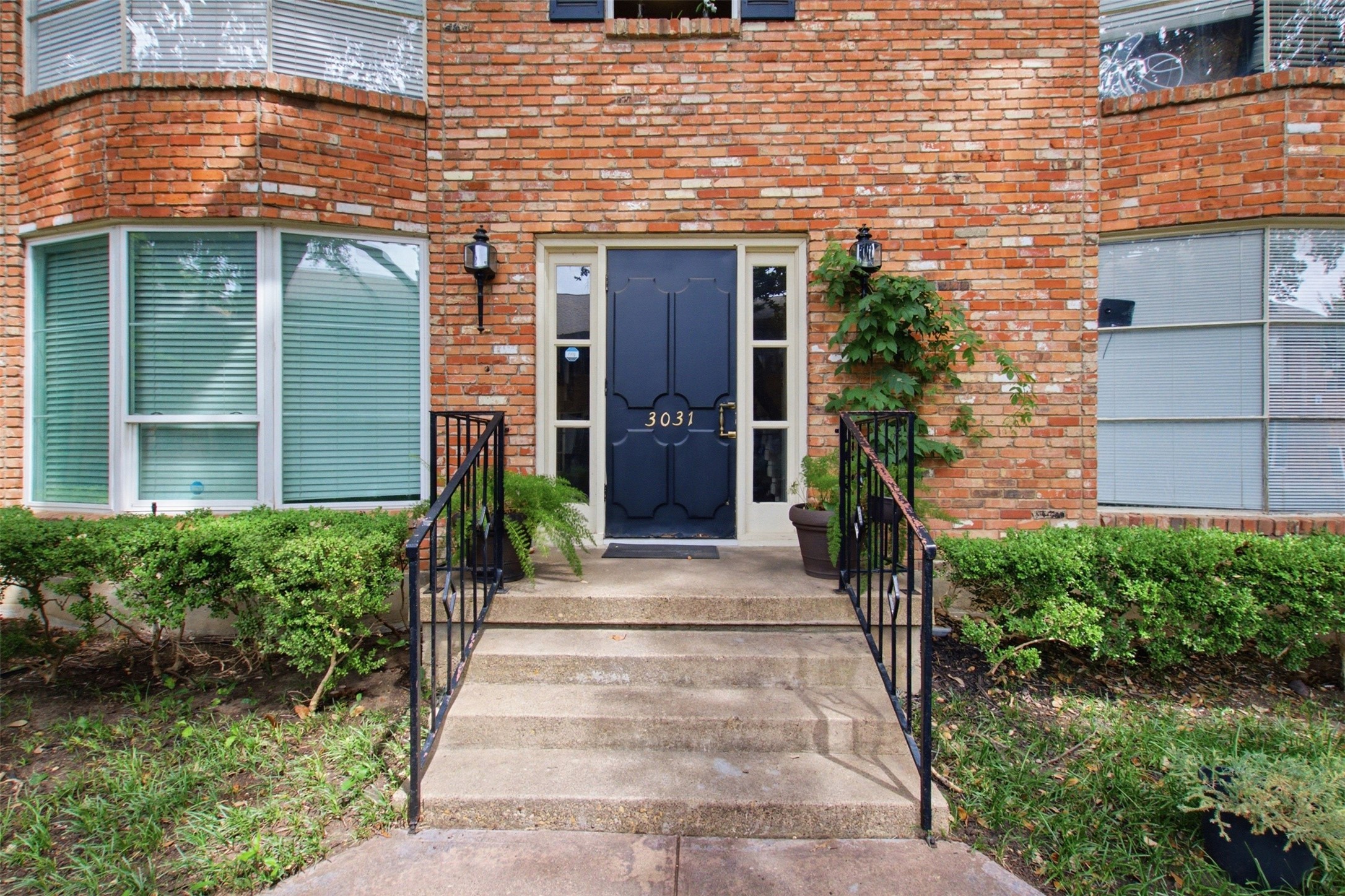 3031 Mahanna Springs Drive Dallas TX 75235