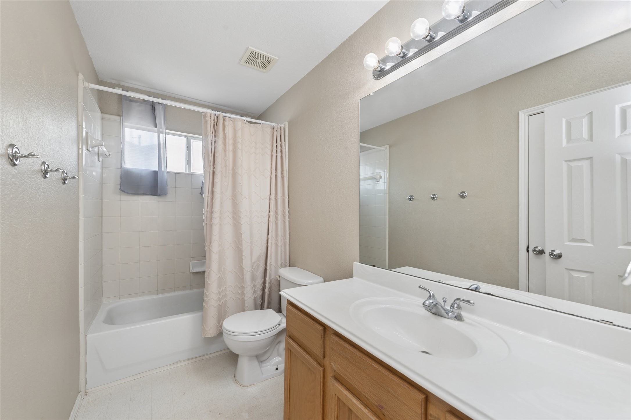 5909 Vineyard Lane Mckinney TX 75070