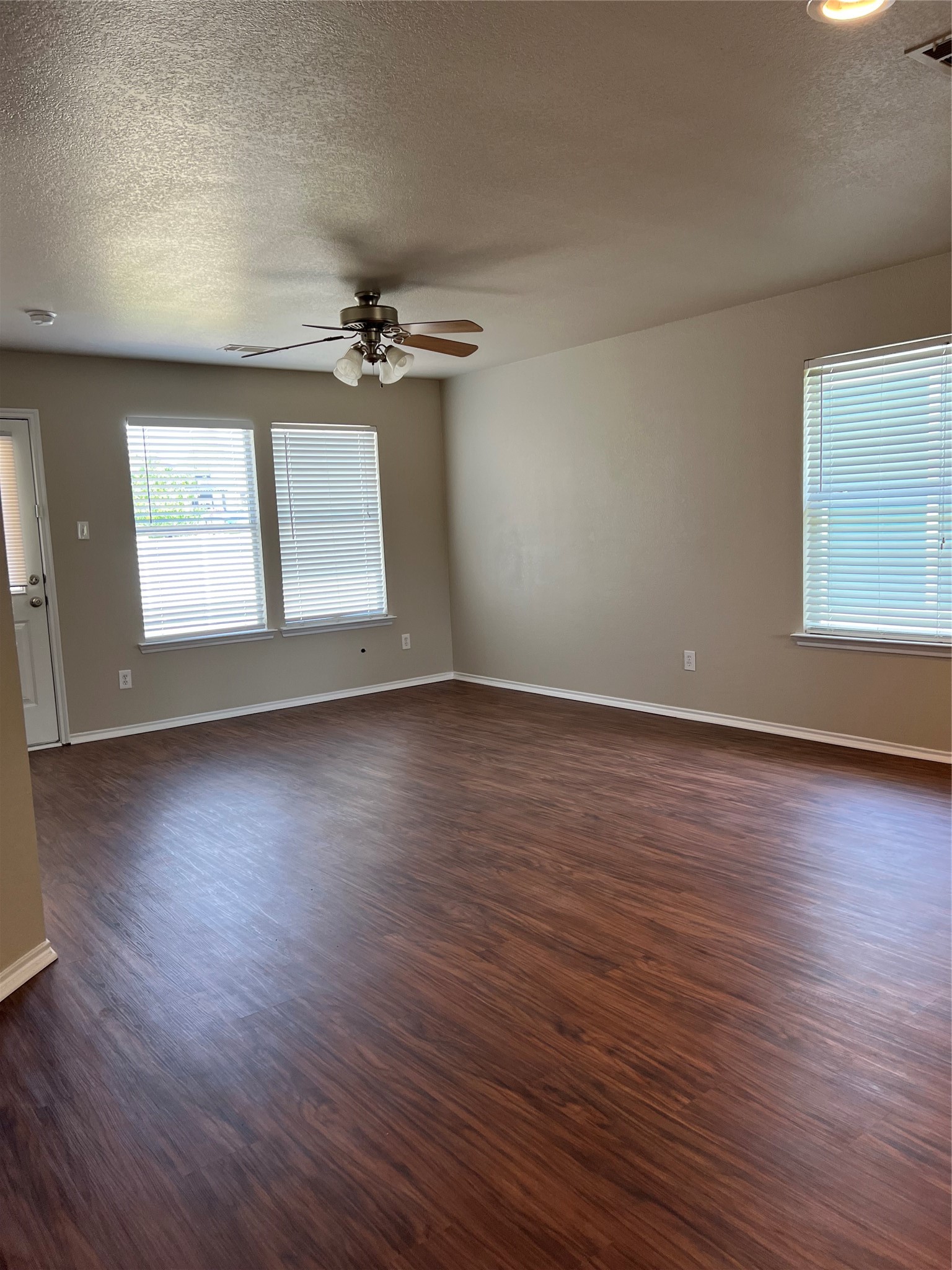 10921 Colonial Heights Lane Fort Worth TX 76179