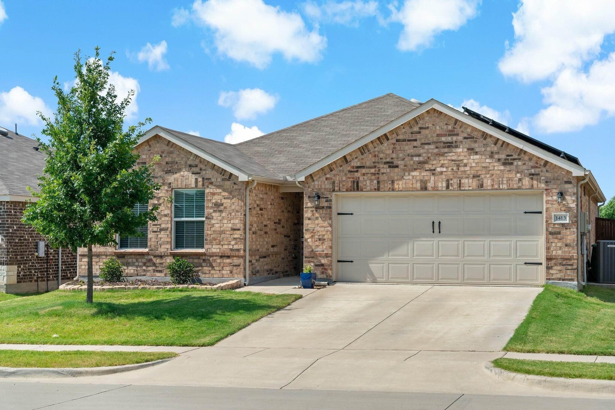 1413 Vernon Drive Aubrey TX 76227