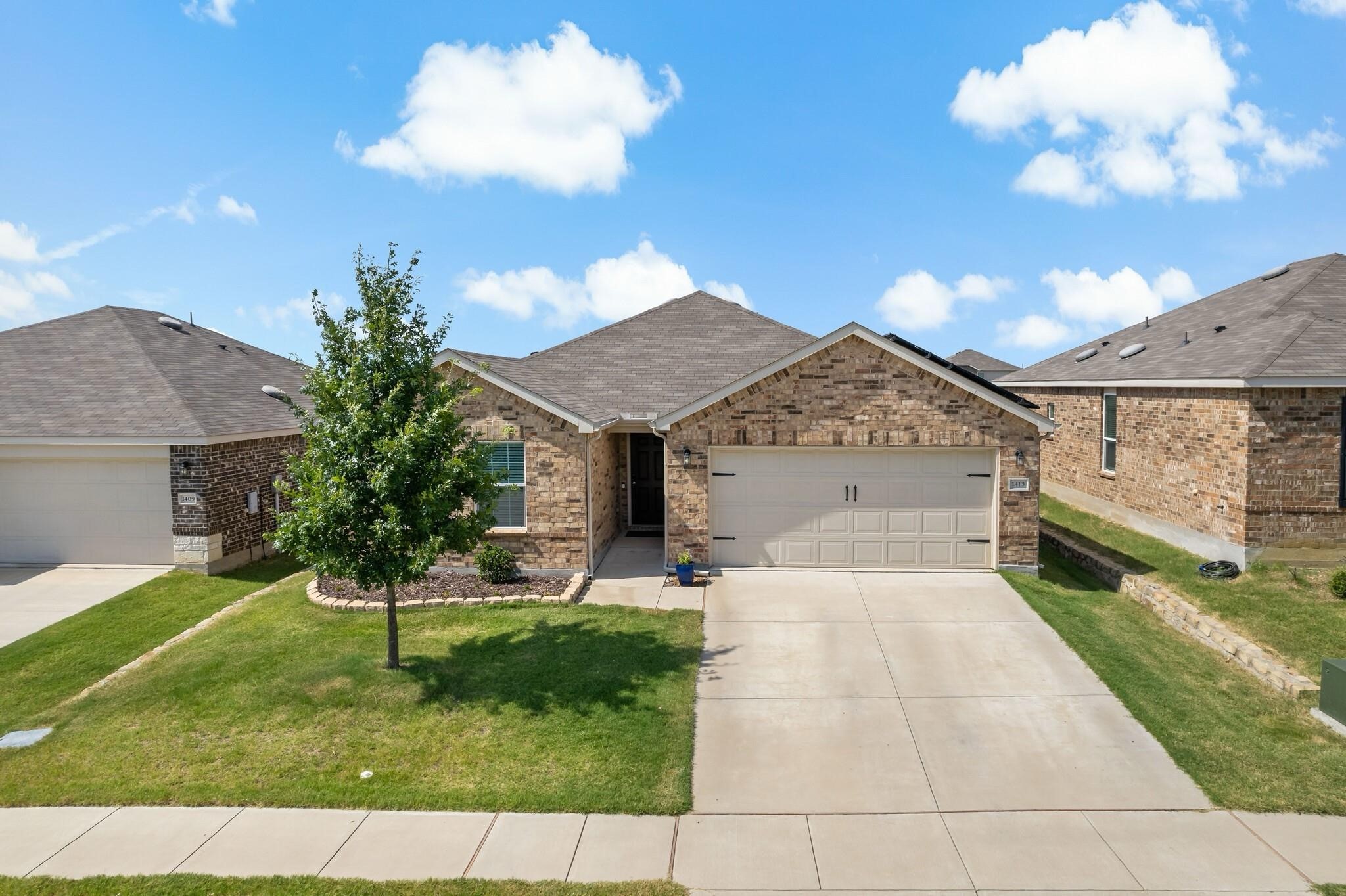 1413 Vernon Drive Aubrey TX 76227