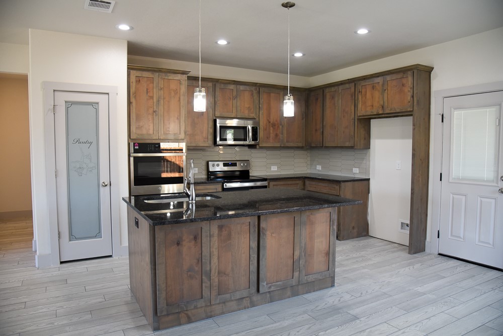 912 Avagail Avenue Springtown TX 76082