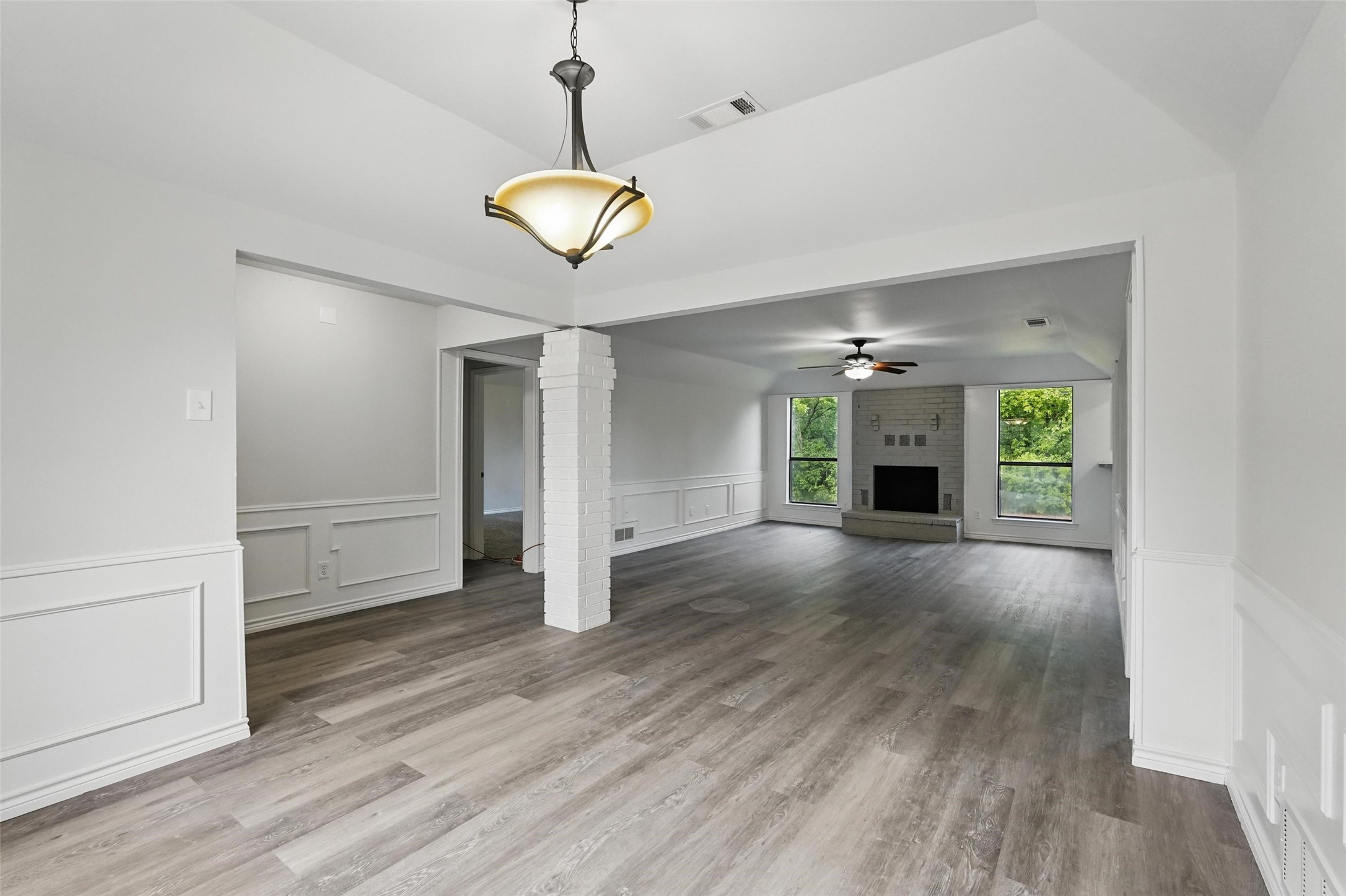 829 Hunters Creek Drive Desoto TX 75115