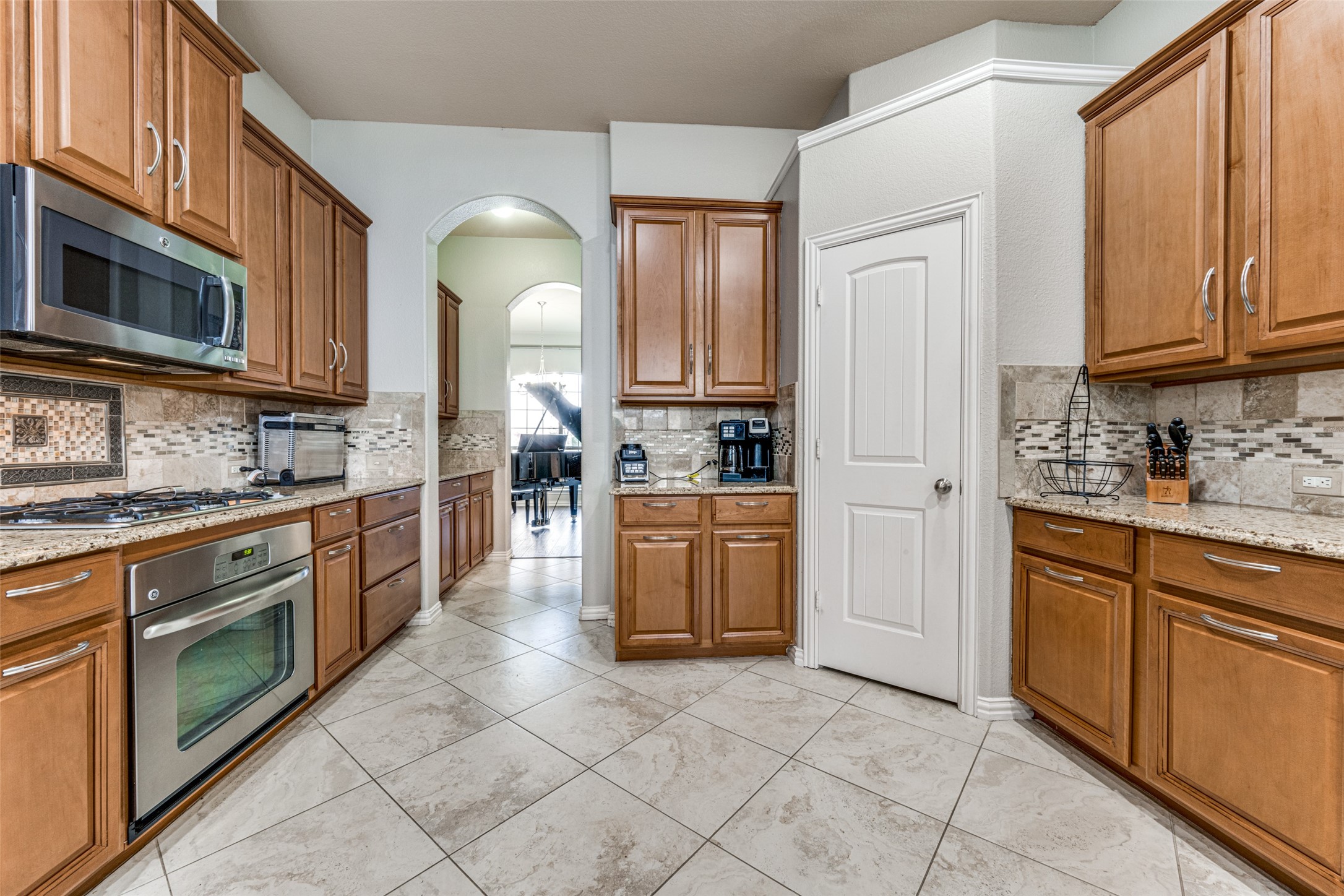 360 Falstaff Drive Roanoke TX 76262