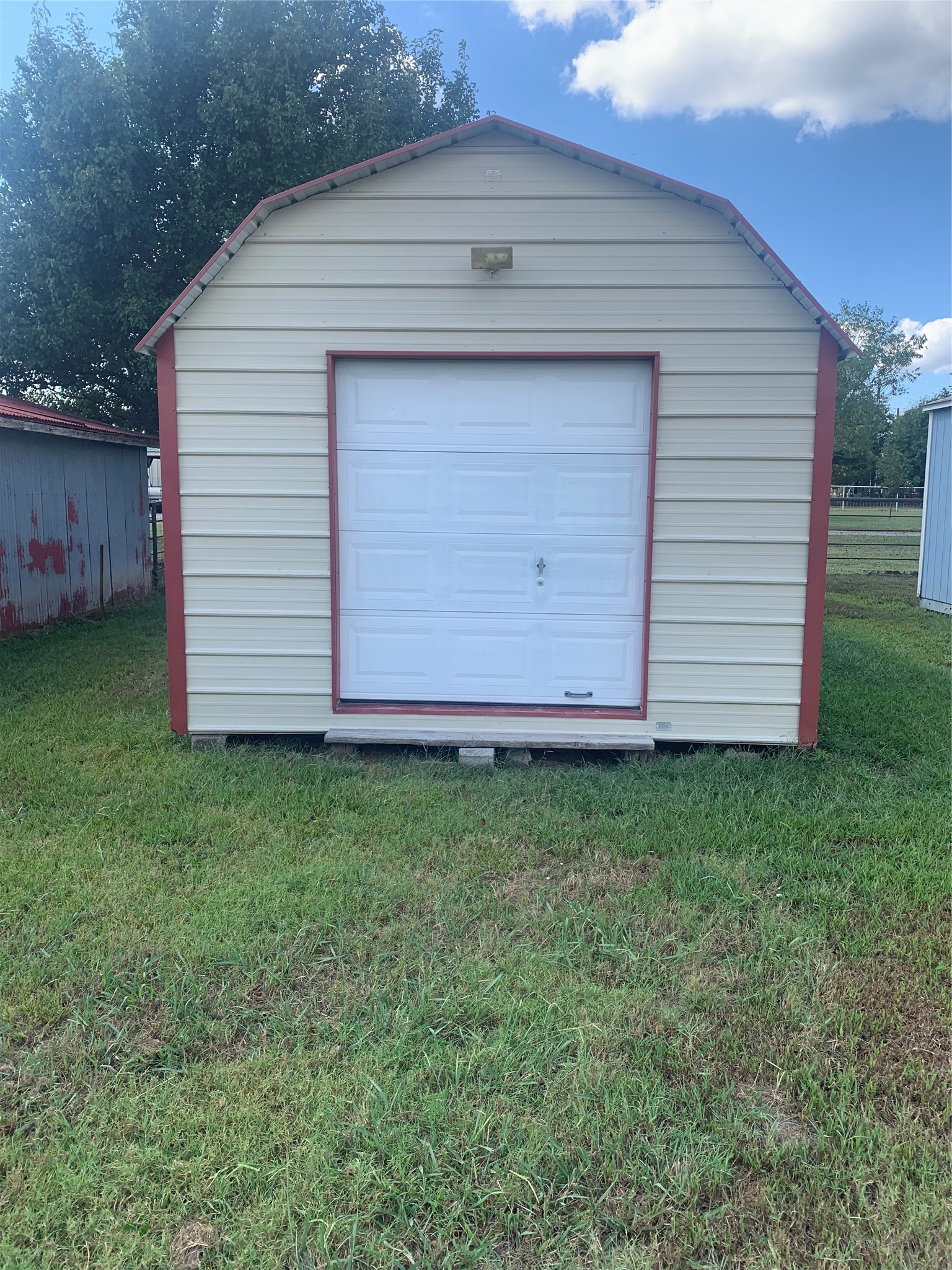 2339 W Fm 898 Bonham TX 75418