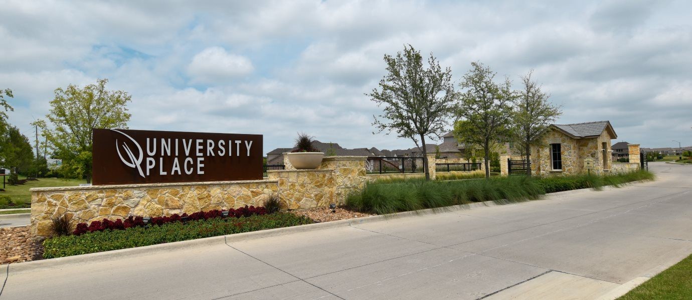 17745 Sage Lane Dallas TX 75252