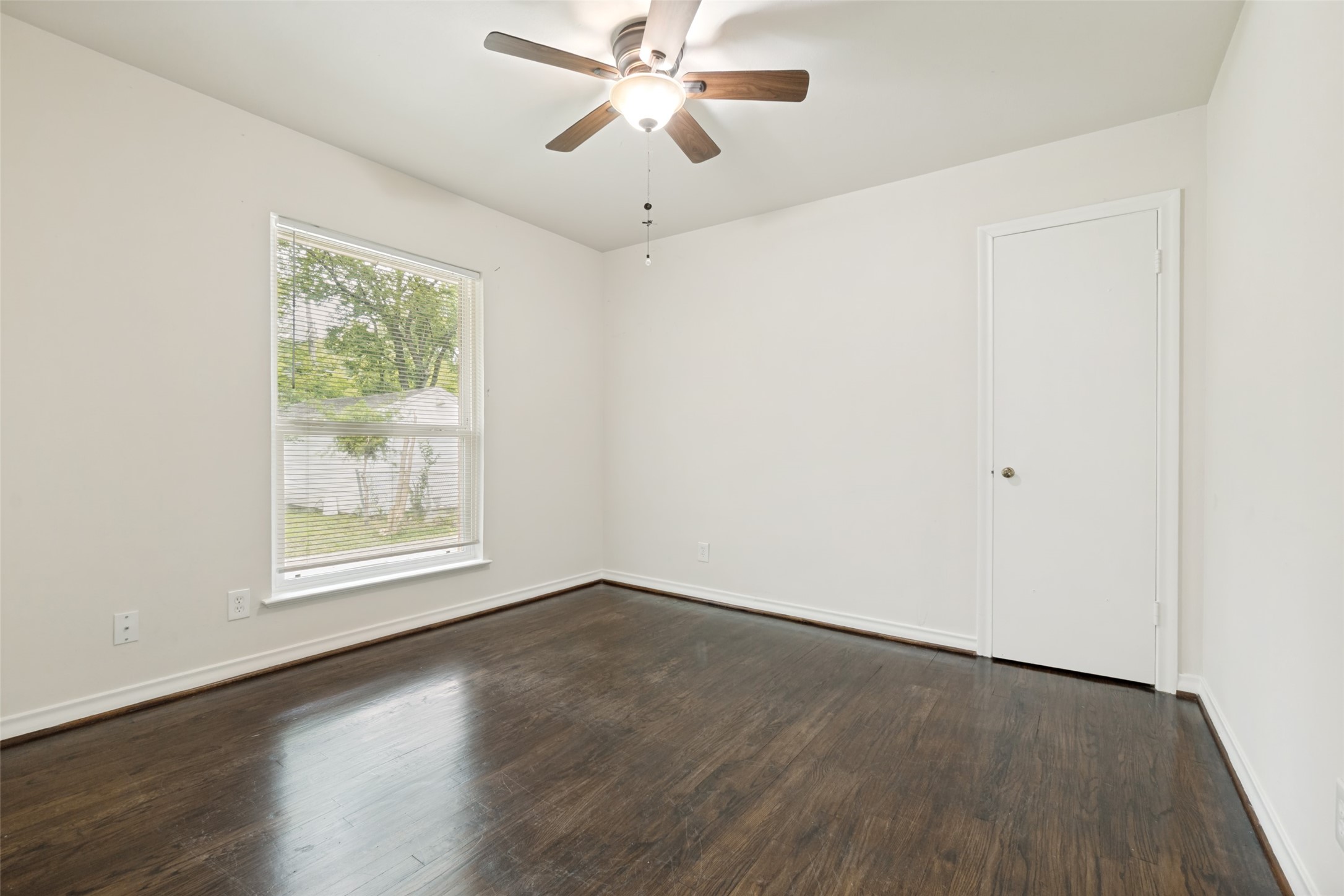2414 San Medina Avenue Dallas TX 75228