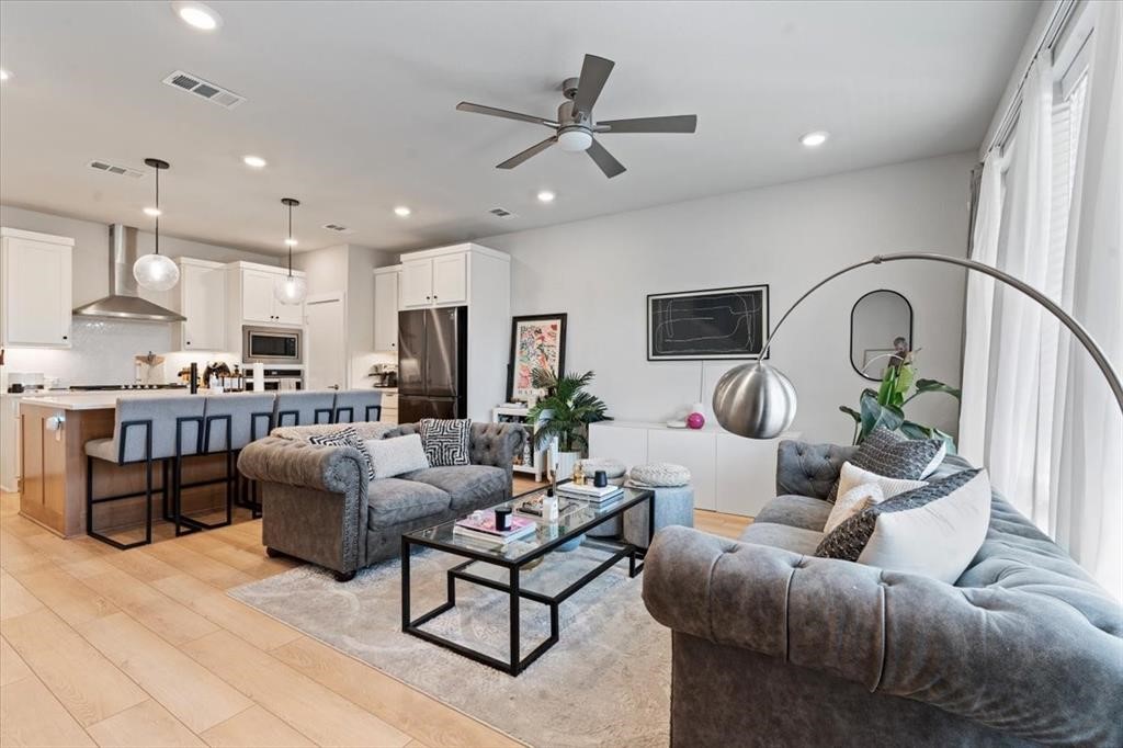 2268 Rook Drive Dallas TX 75211
