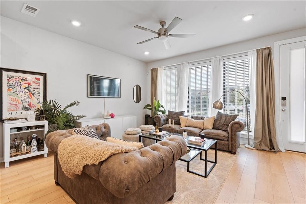 2268 Rook Drive Dallas TX 75211