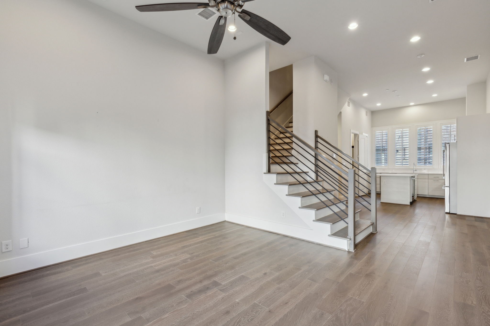 14955 Oak Street Addison TX 75001