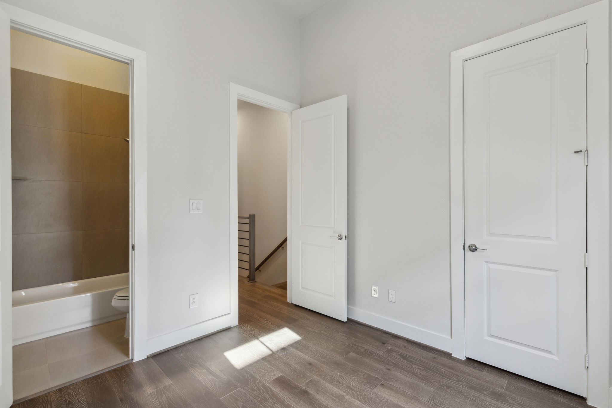 14955 Oak Street Addison TX 75001