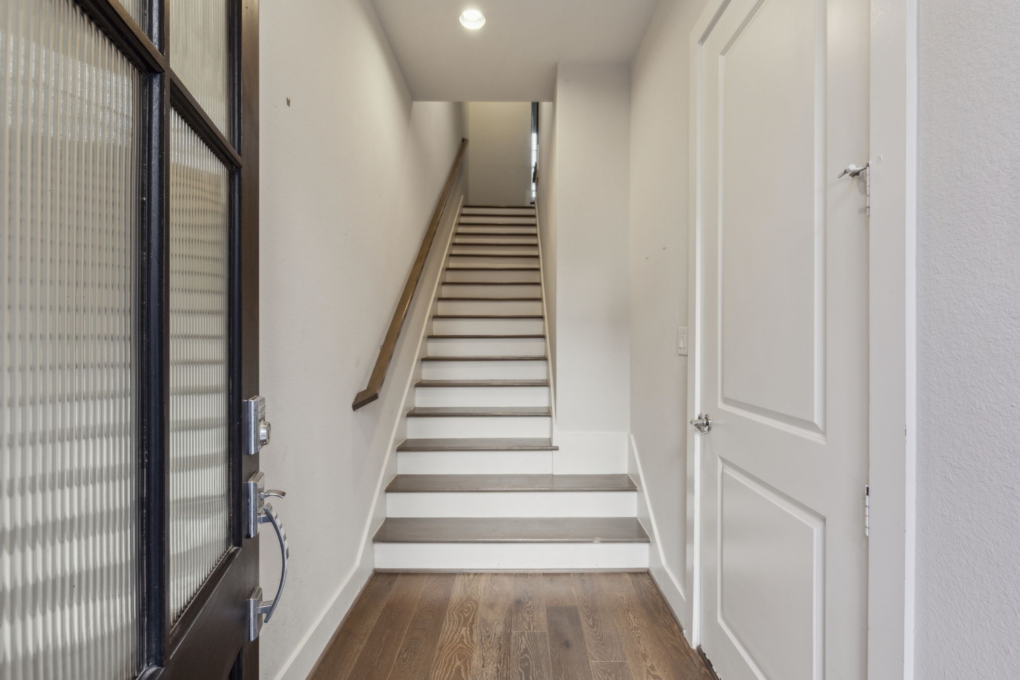 14955 Oak Street Addison TX 75001