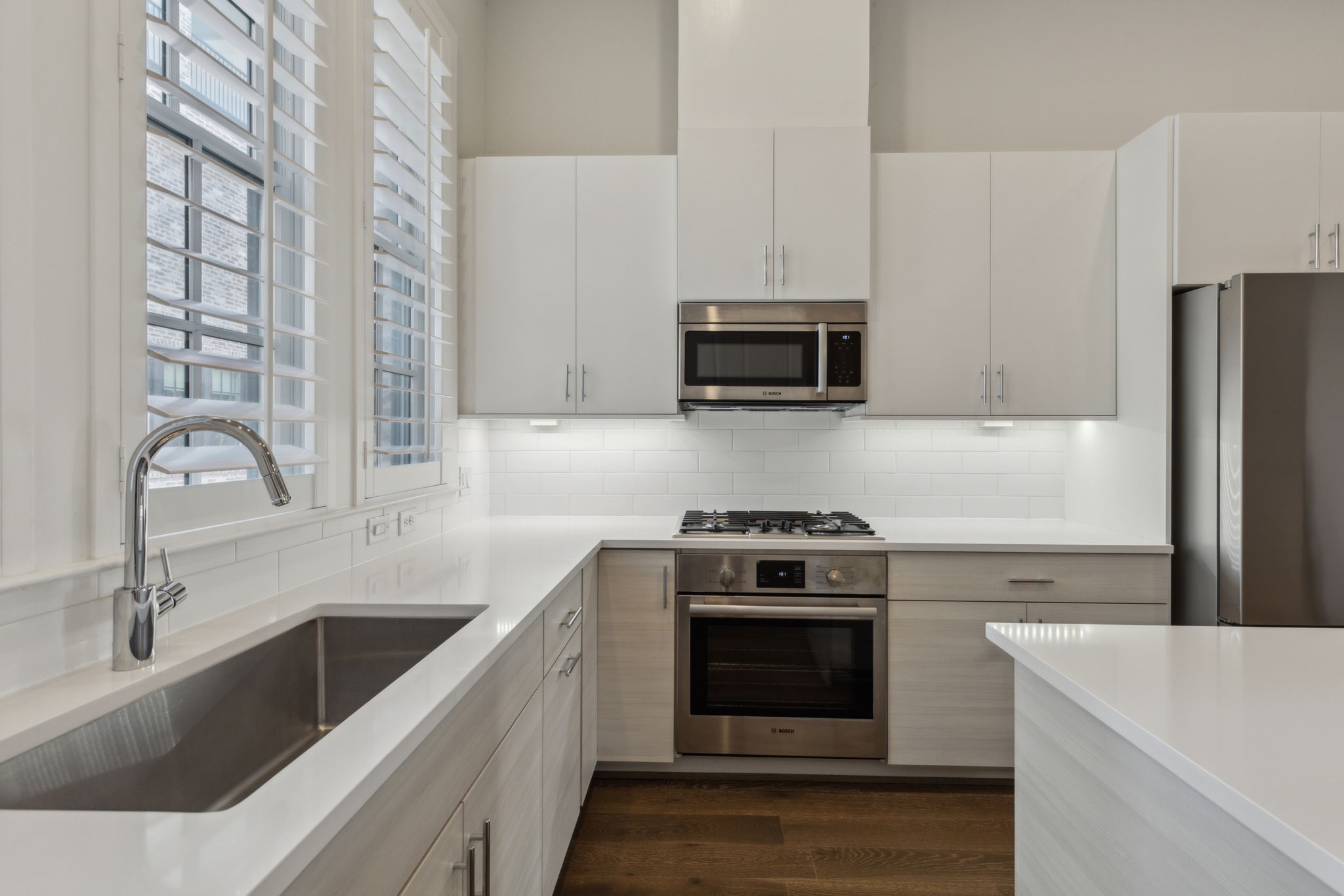 14955 Oak Street Addison TX 75001