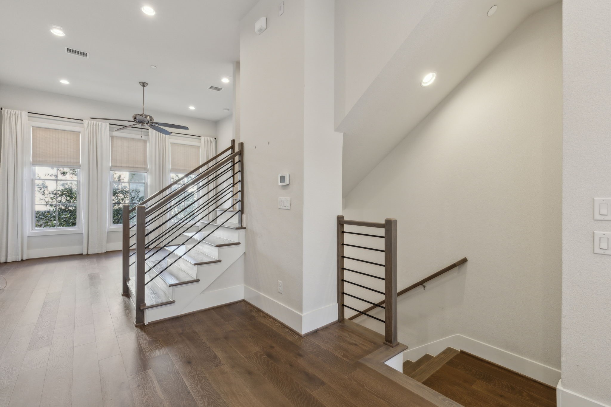 14955 Oak Street Addison TX 75001