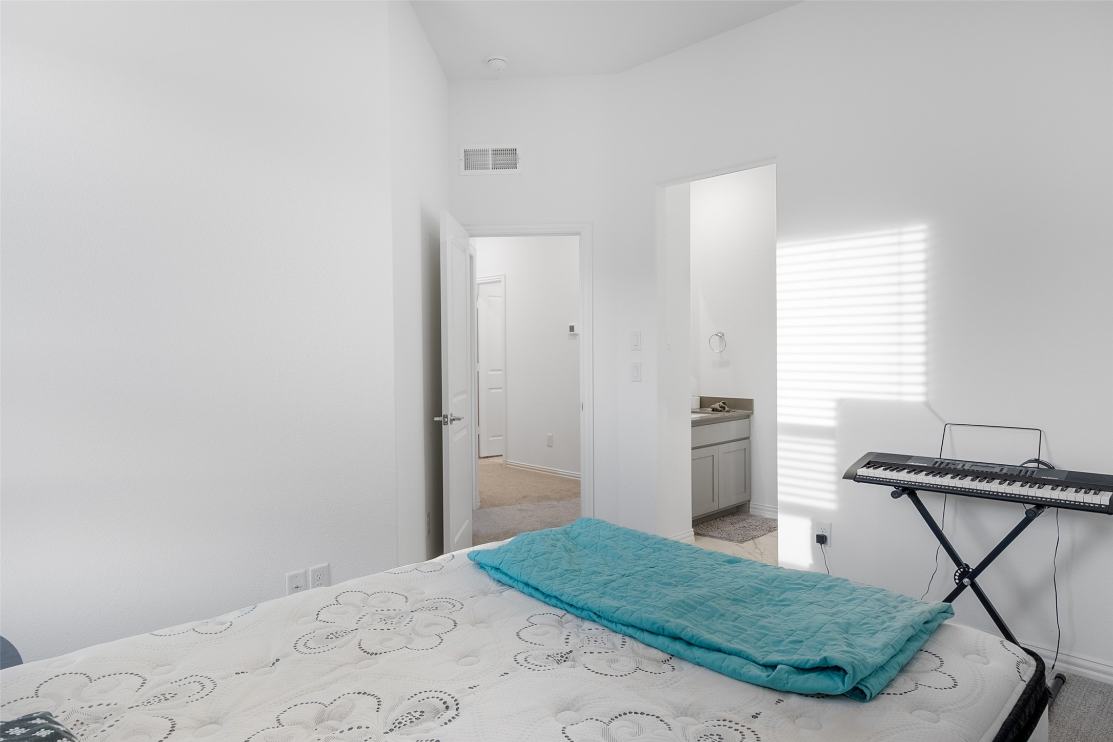 300 Foxglove Hill Argyle TX 76226