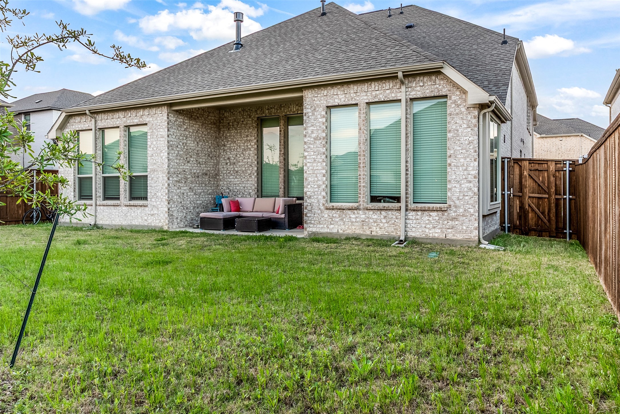 300 Foxglove Hill Argyle TX 76226